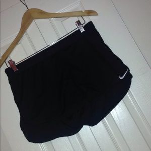 🚨30% OFF w/ Shirt🚨 NIKE Black Dri Fit Shorts